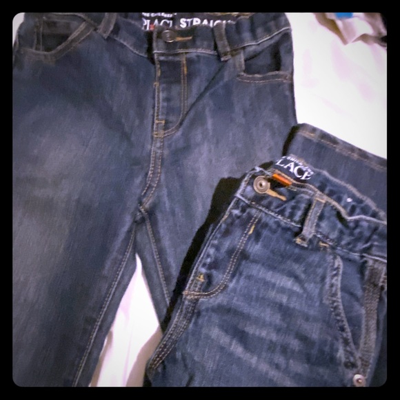 1 pair of jeans and 1 pair of shorts 5T - Picture 1 of 4